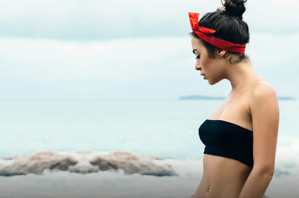 Come sistemare i capelli in spiaggia: ecco alcuni consigli